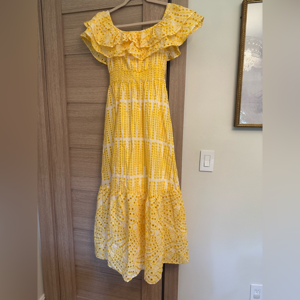 Yellow and White Maxi Dress - Picture 4 of 4